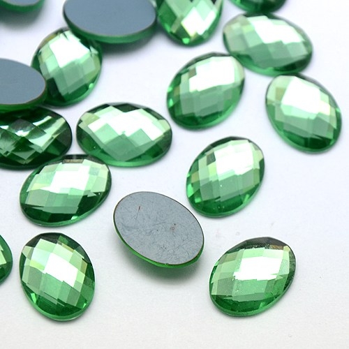 Sklenený kabošon - 13x18 mm - zelená - 1 kus