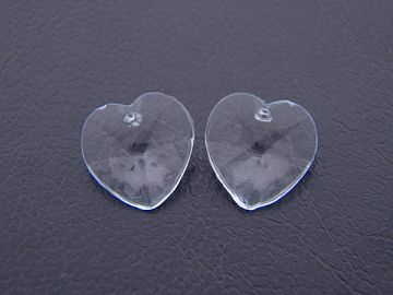 Plastová korálka - srdcia - 10 ks