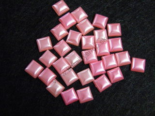 Akrylový kabošon - štvorec - 6x6 mm - ružová mix - 20 ks