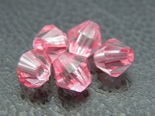 Brúsené korálky plastové - 10 mm - bledoružové - 5 ks