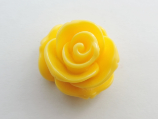 Živicová korálka - ruža - žltá - 1 ks