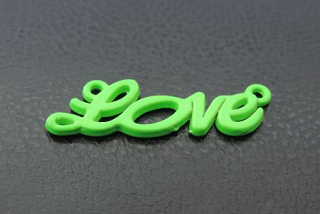 Medzikus "LOVE" - 33 x 10 mm - zelená - 1ks