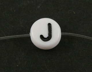 Korálka písmeno 7x4 mm - "J" - 1 ks