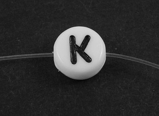 Korálka písmeno 7x4 mm - "K" - 1 ks